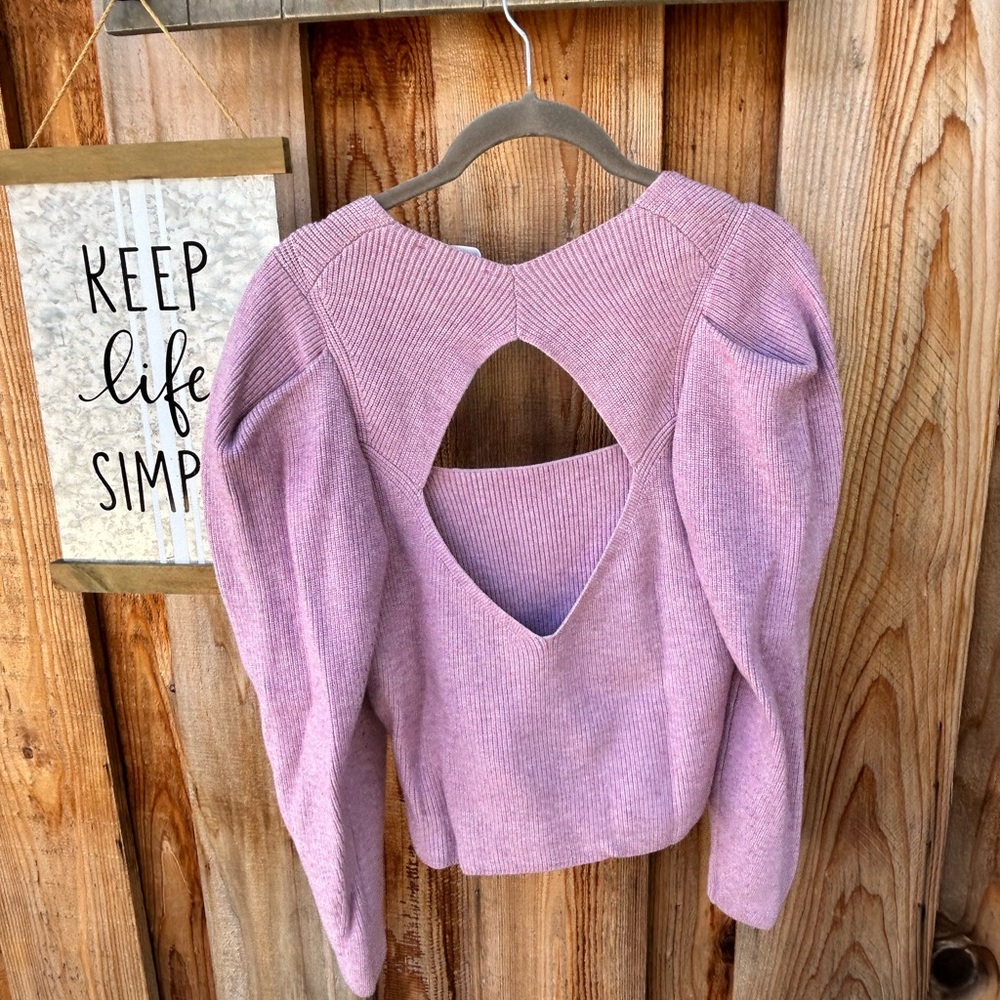 NWOT ASTR the label Catalina Cut-Out Sweater size small lilac color - Picture 7 of 11